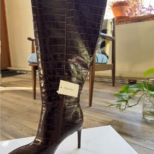 Elegant Brown Croc-Embossed Knee-High Boots